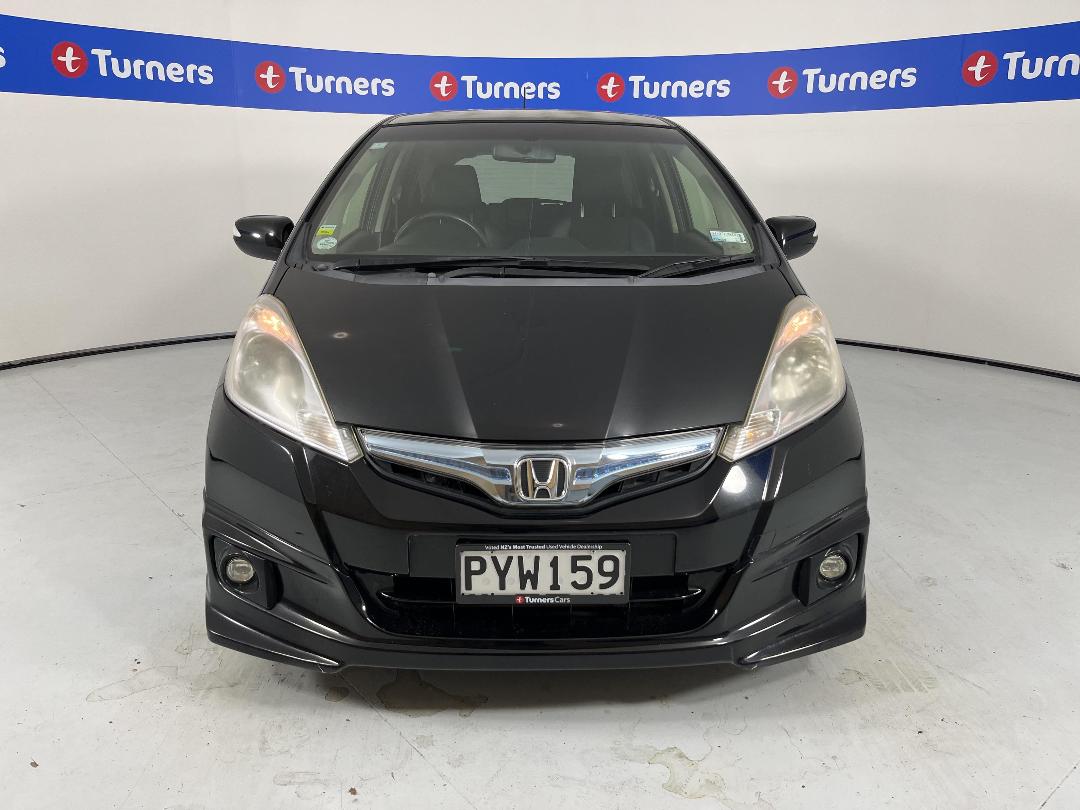 Photo '2' of Honda FIT