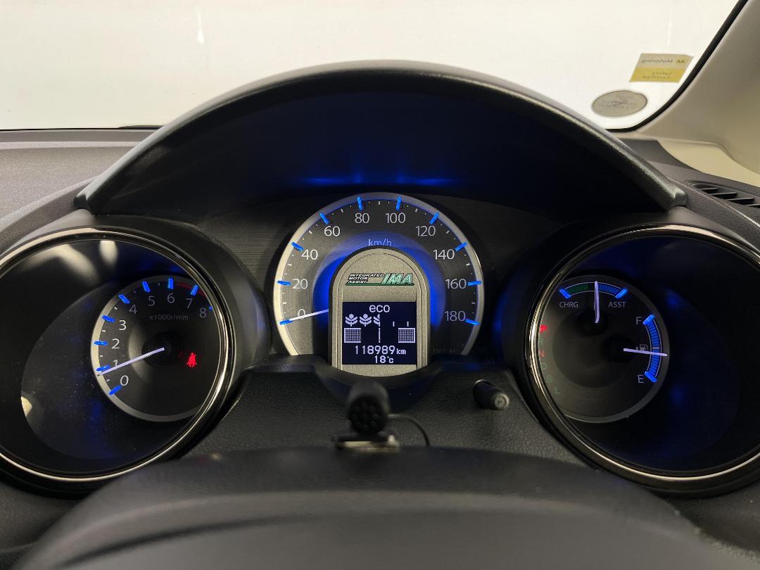 Photo '21' of Honda FIT