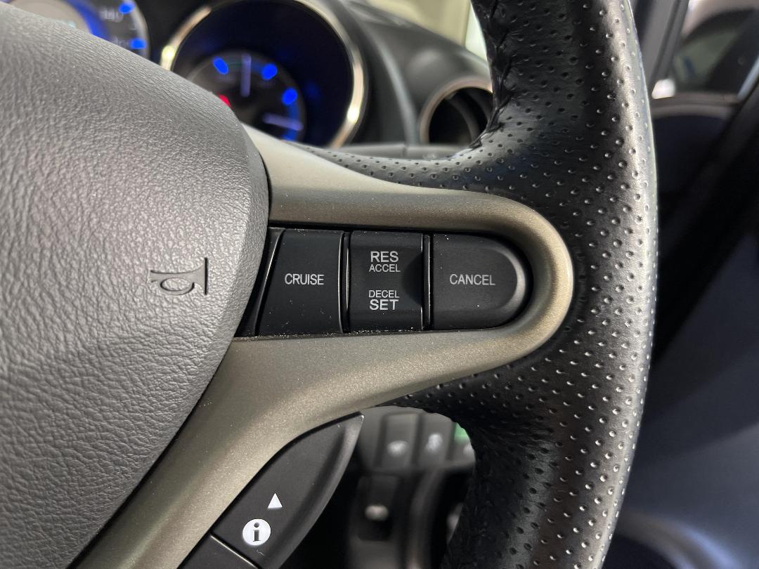 Photo '25' of Honda FIT