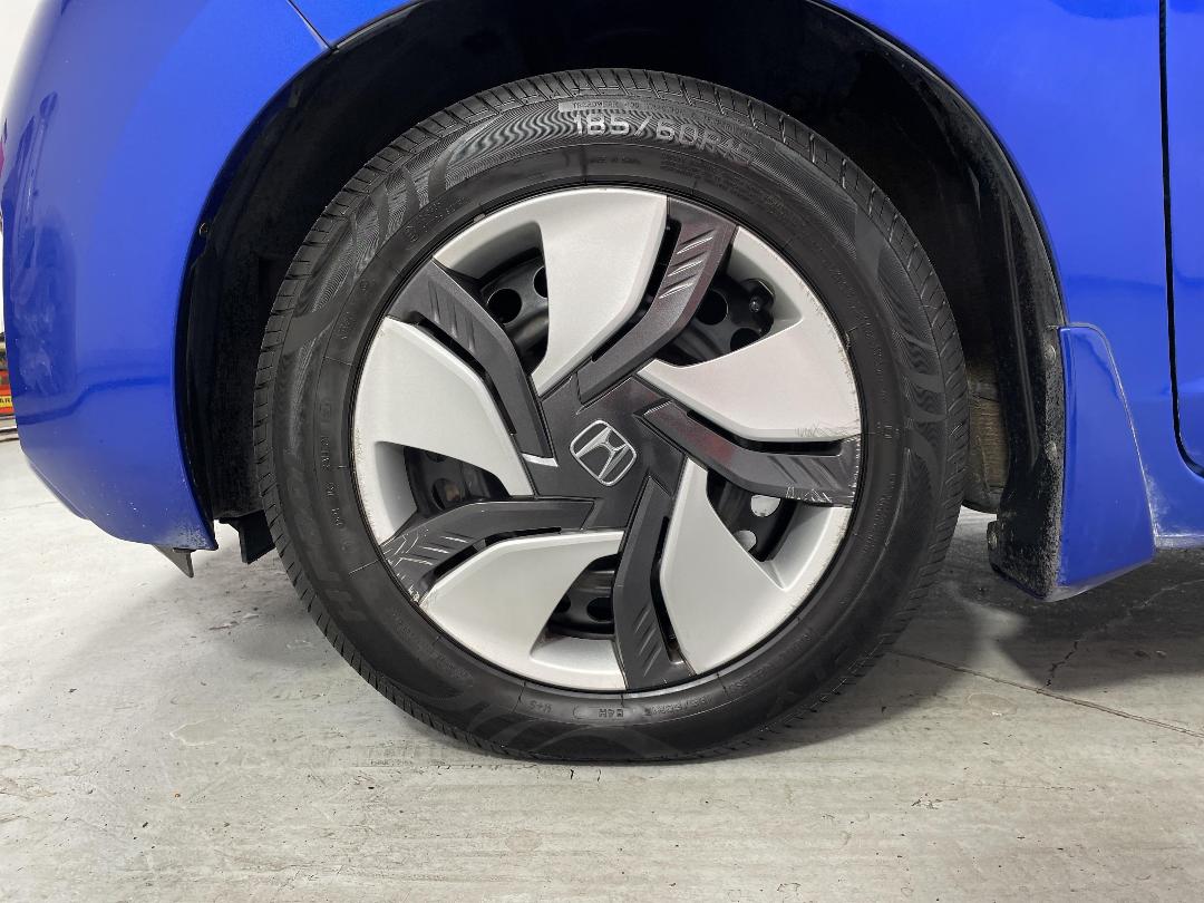 Photo '10' of Honda FIT