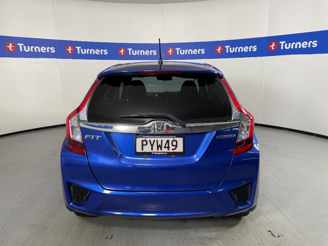 Photo '6' of Honda FIT