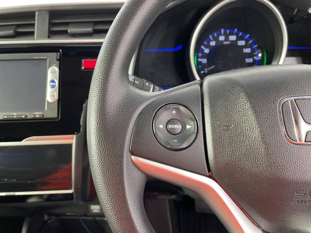 Photo '26' of Honda FIT