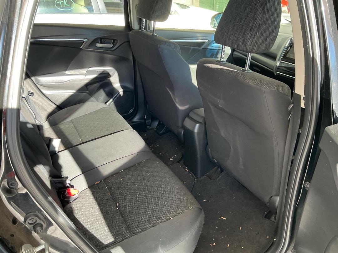 Photo '7' of Honda FIT Photo '7' of Honda FIT