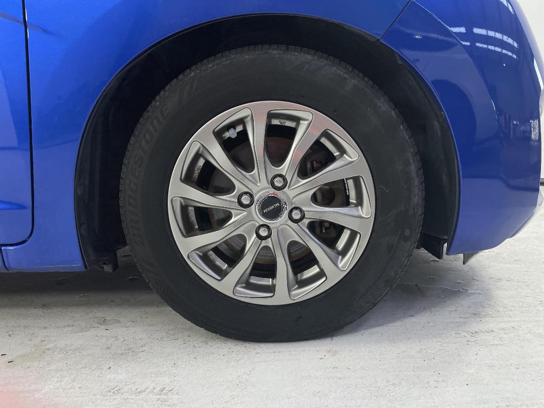 Photo '9' of Honda FIT