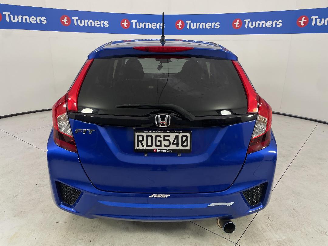 Photo '6' of Honda FIT