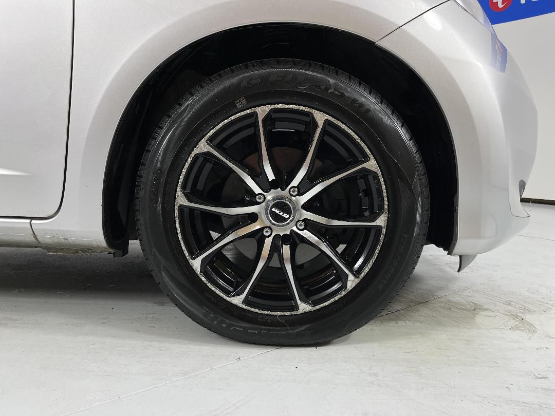 Photo '9' of Honda FIT