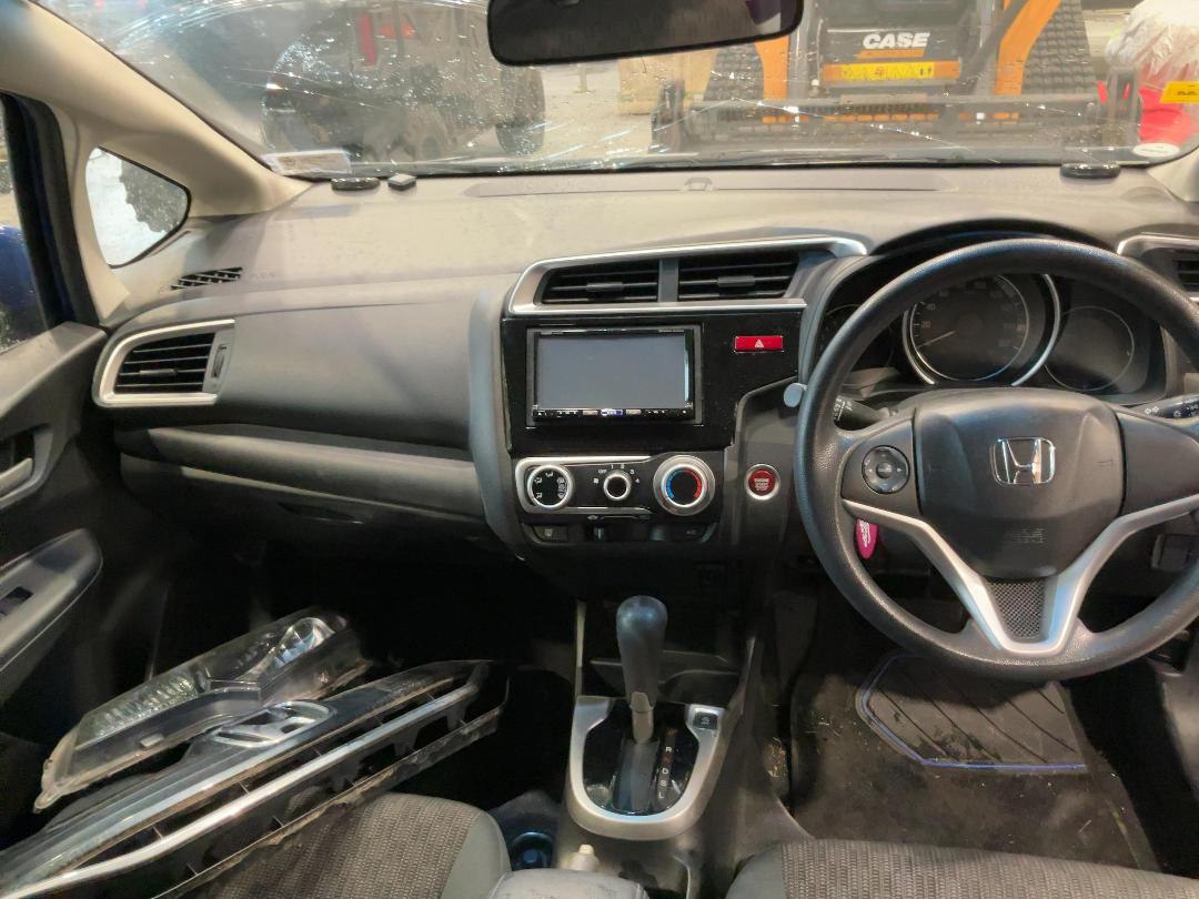 Photo '17' of Honda FIT 1.3G F Pack