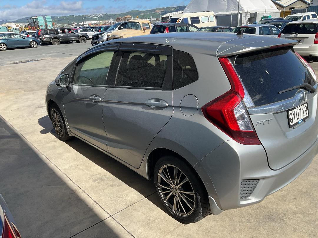 Photo '4' of Honda FIT Photo '4' of Honda FIT