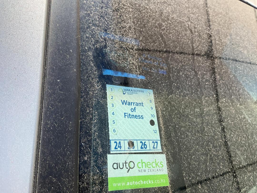 Photo '12' of Honda FIT Photo '12' of Honda FIT