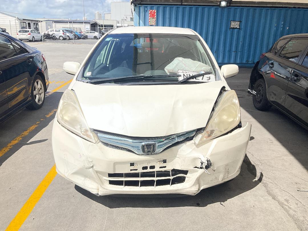 Photo '5' of Honda FIT Photo '5' of Honda FIT