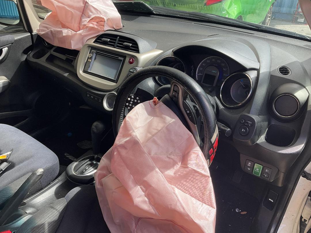 Photo '19' of Honda FIT Photo '19' of Honda FIT