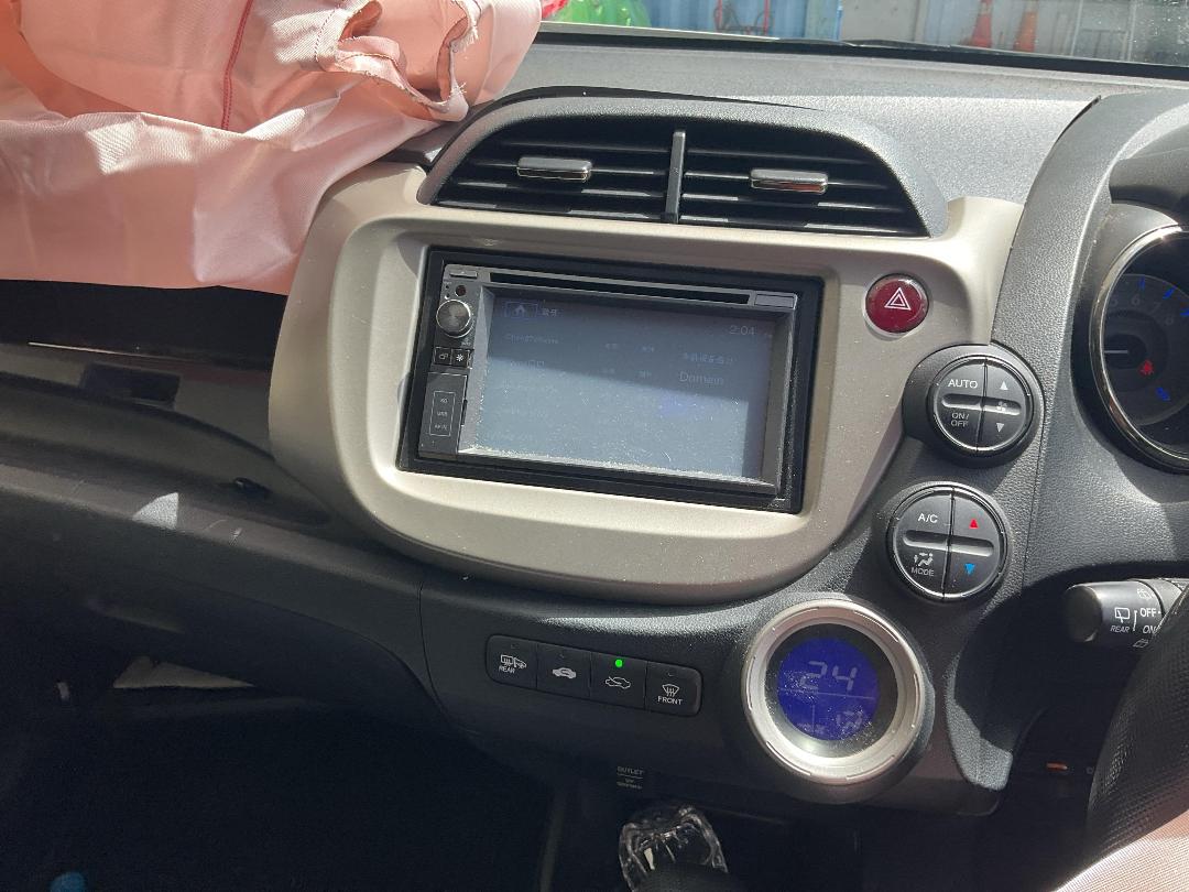 Photo '23' of Honda FIT Photo '23' of Honda FIT