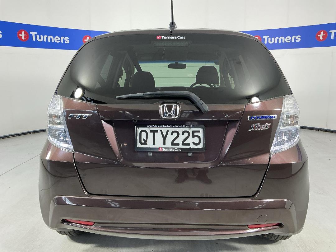 Photo '6' of Honda FIT