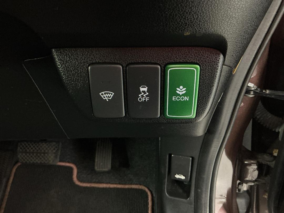 Photo '24' of Honda FIT