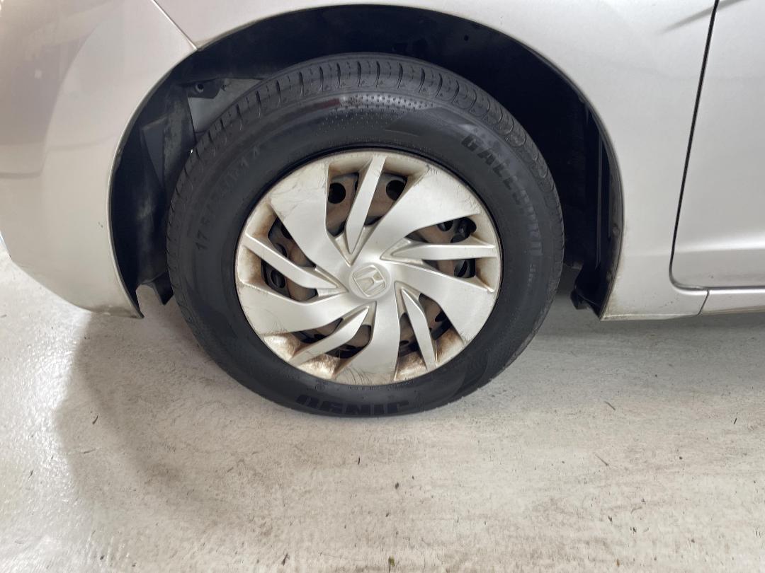 Photo '10' of Honda FIT