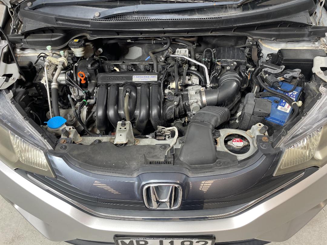 Photo '13' of Honda FIT