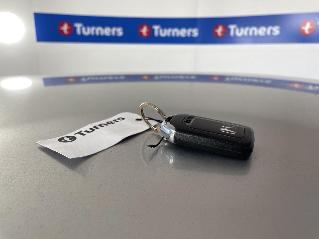 Photo '22' of Honda FIT