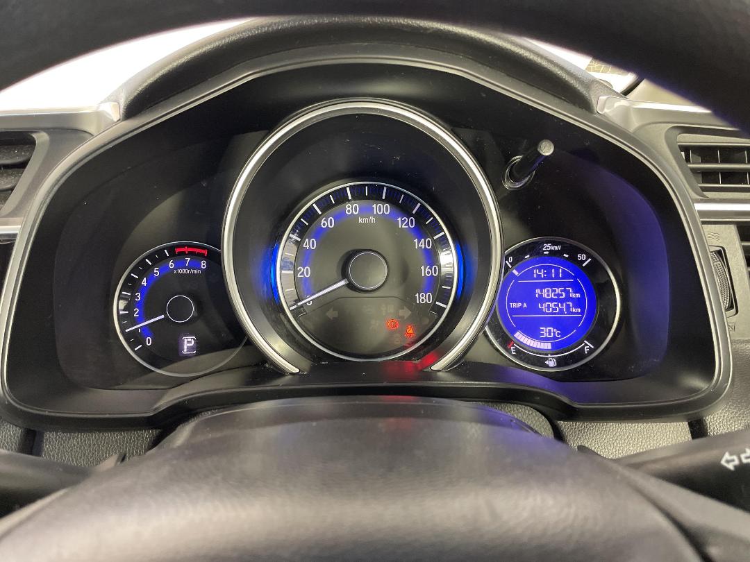 Photo '21' of Honda FIT