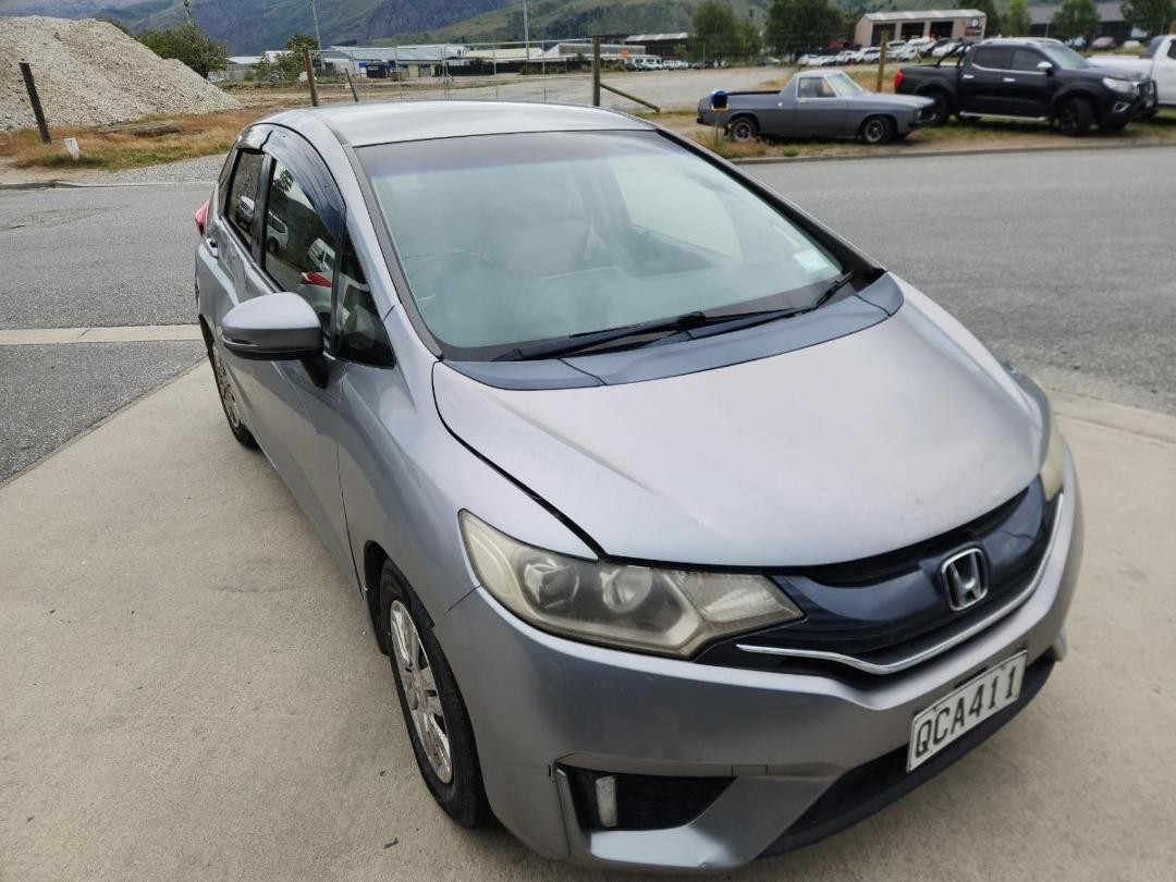 Photo '5' of Honda FIT Photo '5' of Honda FIT