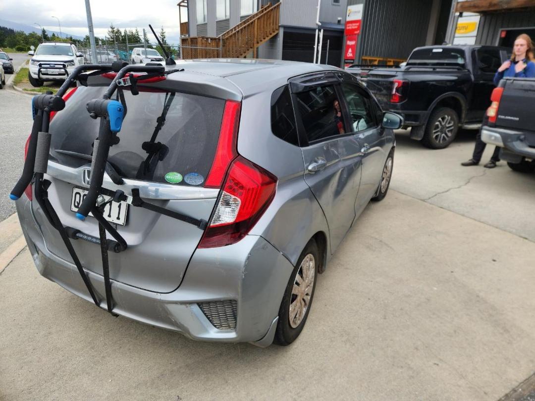 Photo '6' of Honda FIT Photo '6' of Honda FIT