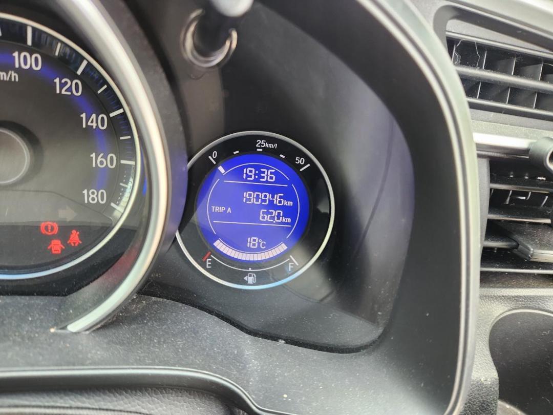 Photo '7' of Honda FIT Photo '7' of Honda FIT