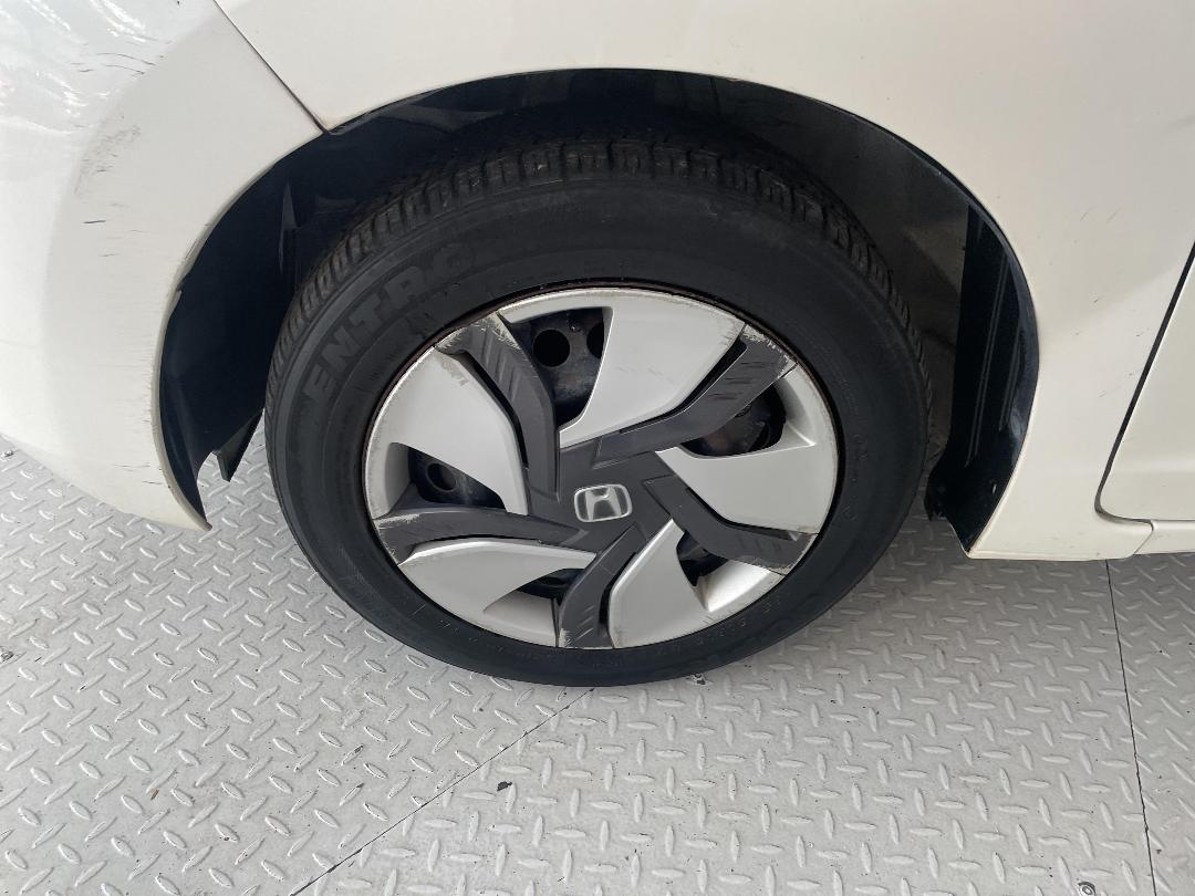 Photo '10' of Honda FIT