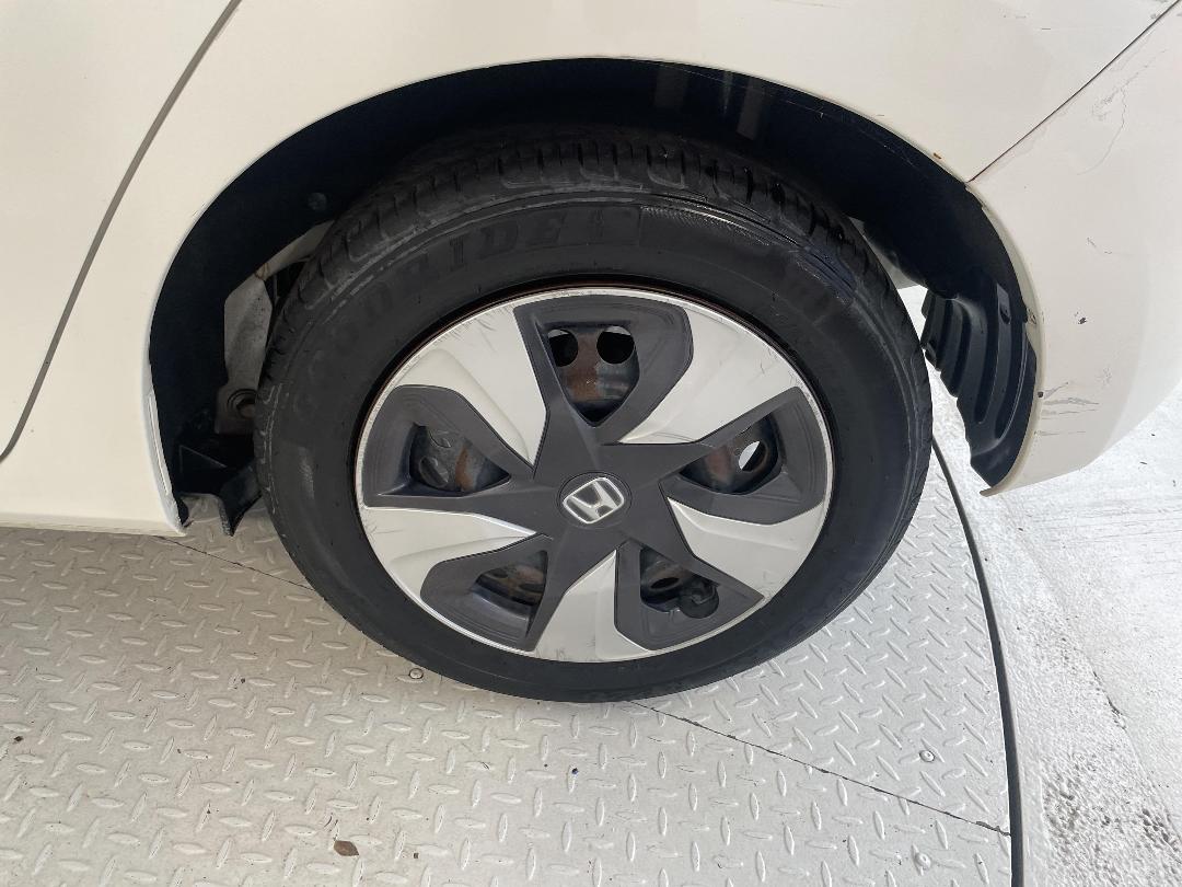 Photo '11' of Honda FIT