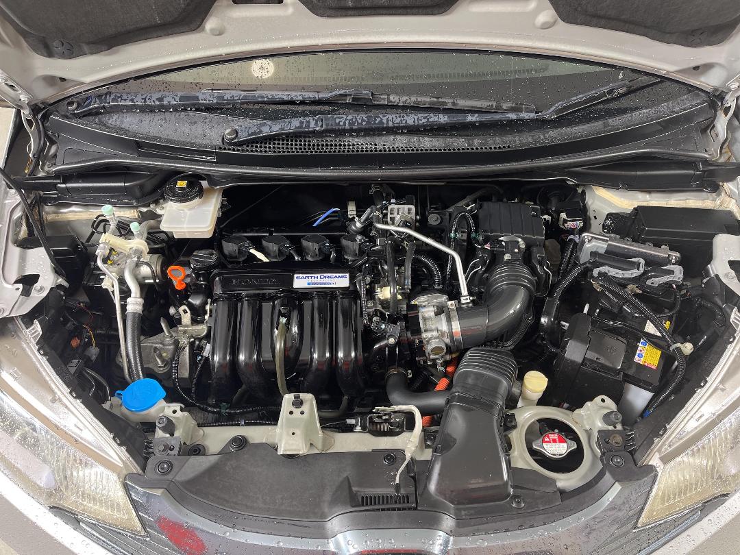 Photo '13' of Honda FIT Photo '13' of Honda FIT