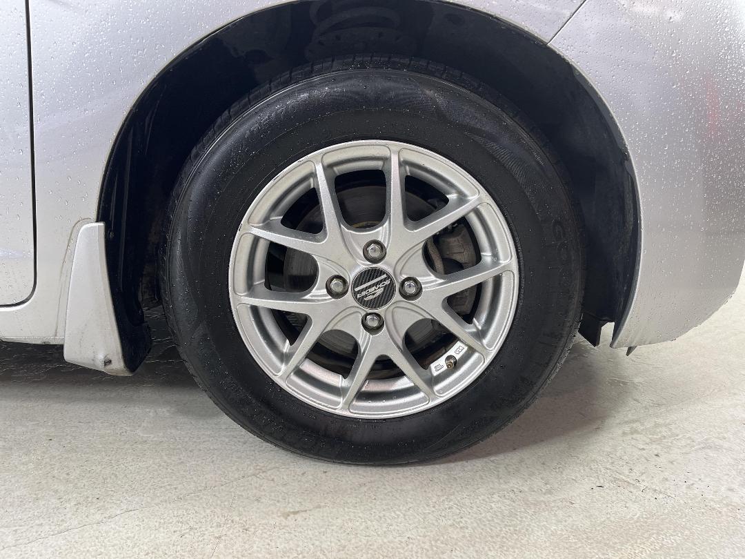 Photo '9' of Honda FIT Photo '9' of Honda FIT