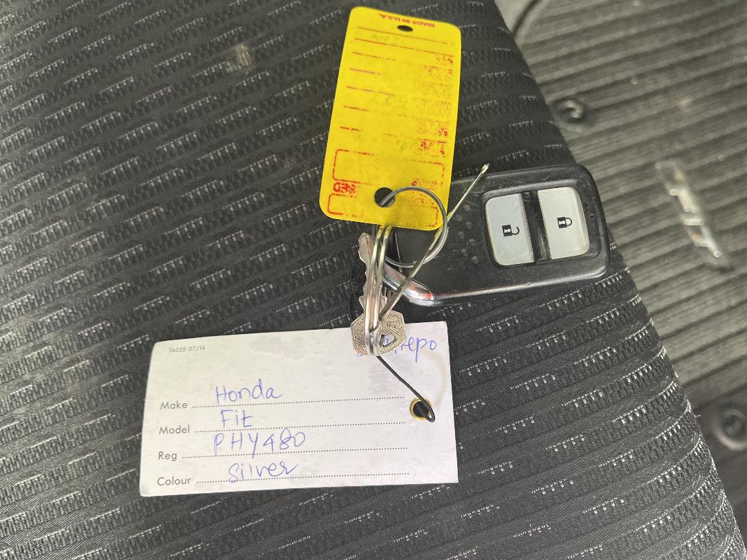 Photo '22' of Honda FIT Photo '22' of Honda FIT