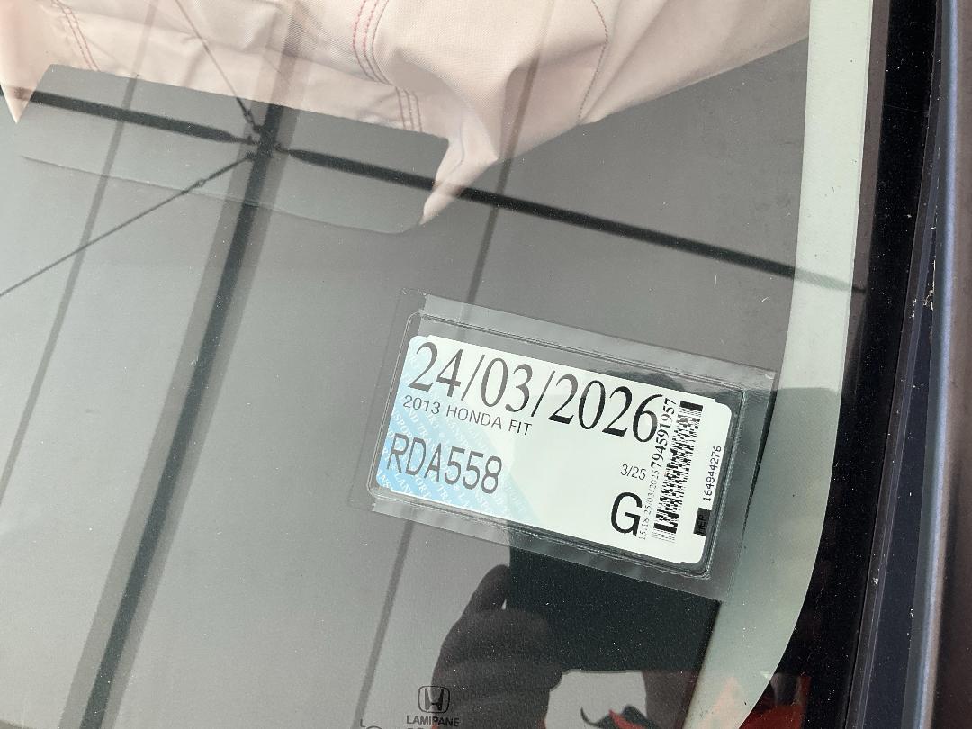 Photo '14' of Honda FIT Photo '14' of Honda FIT