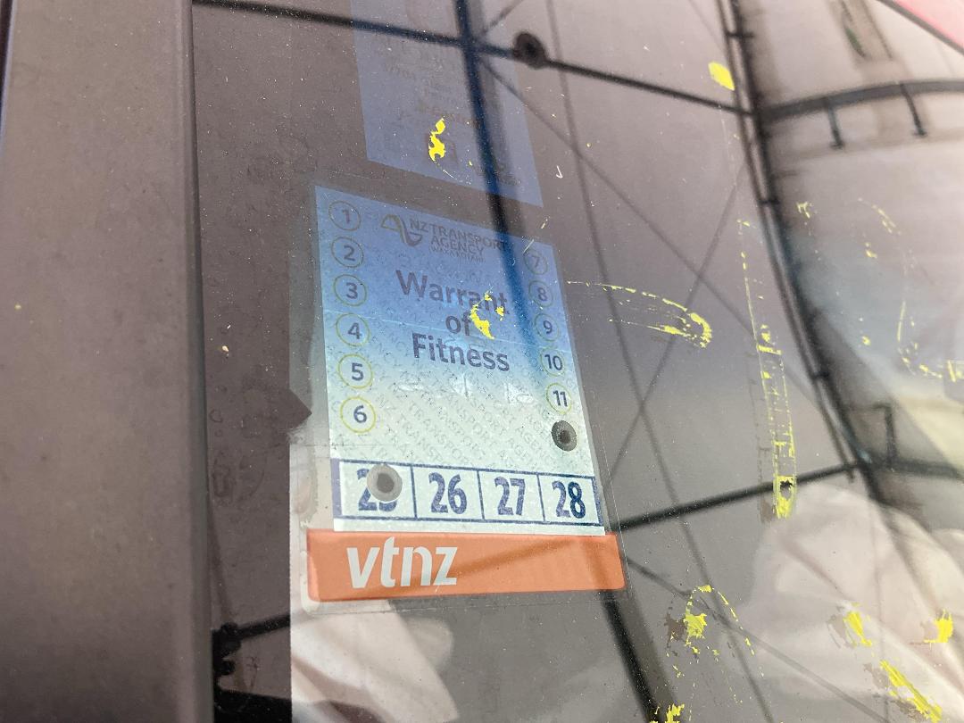 Photo '13' of Honda FIT Photo '13' of Honda FIT