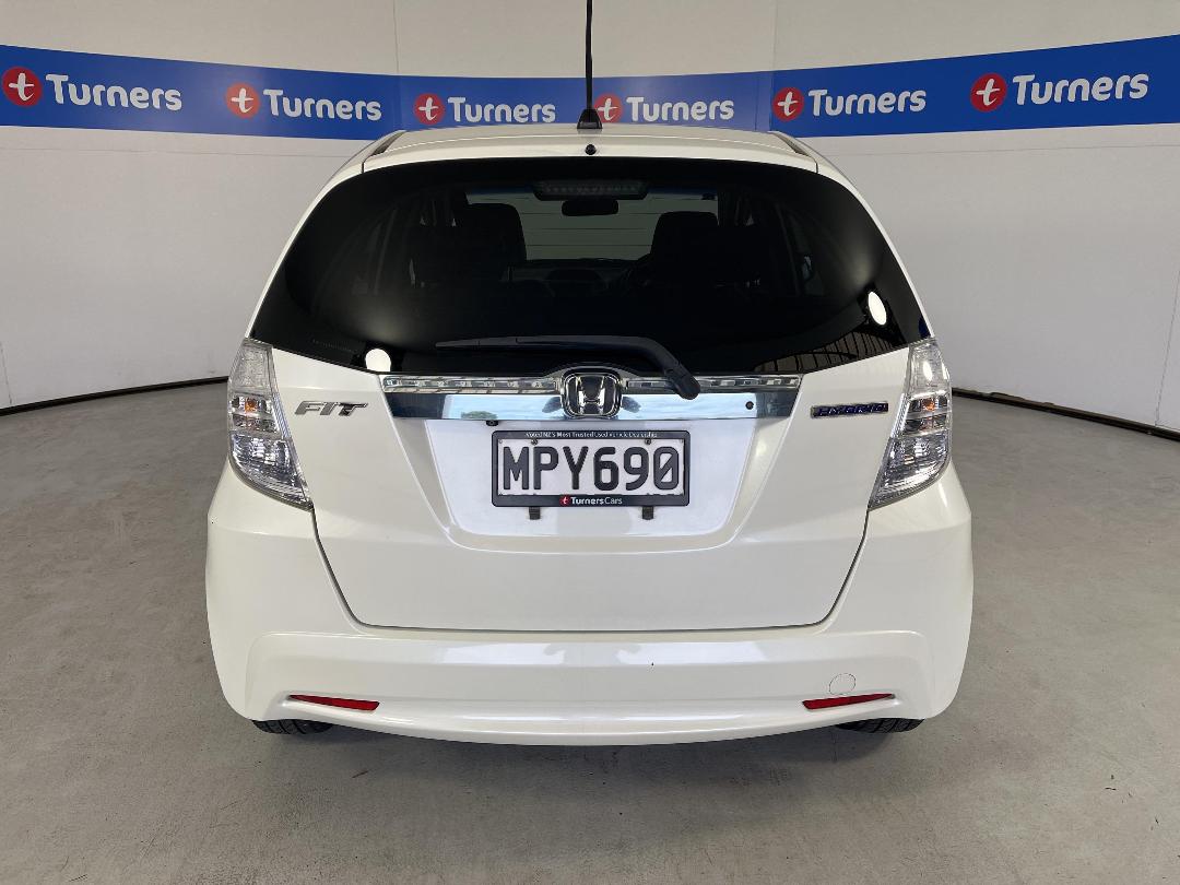 Photo '6' of Honda FIT