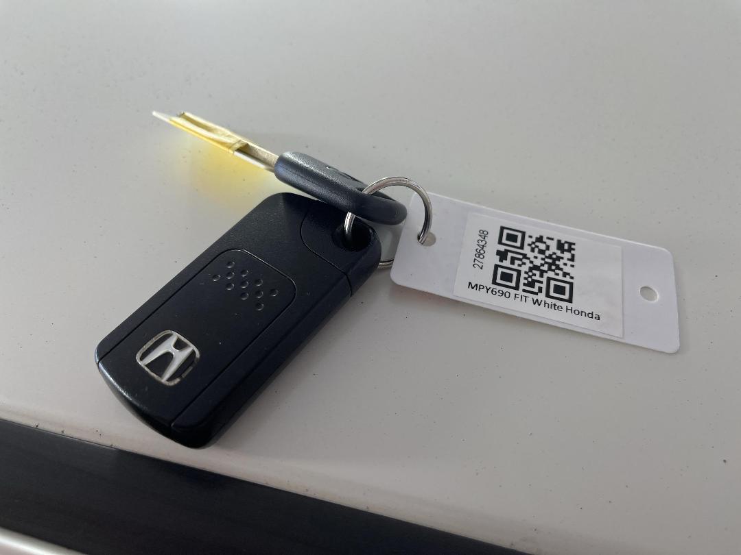 Photo '22' of Honda FIT