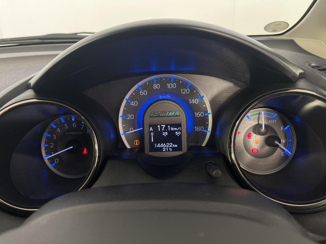 Photo '21' of Honda FIT