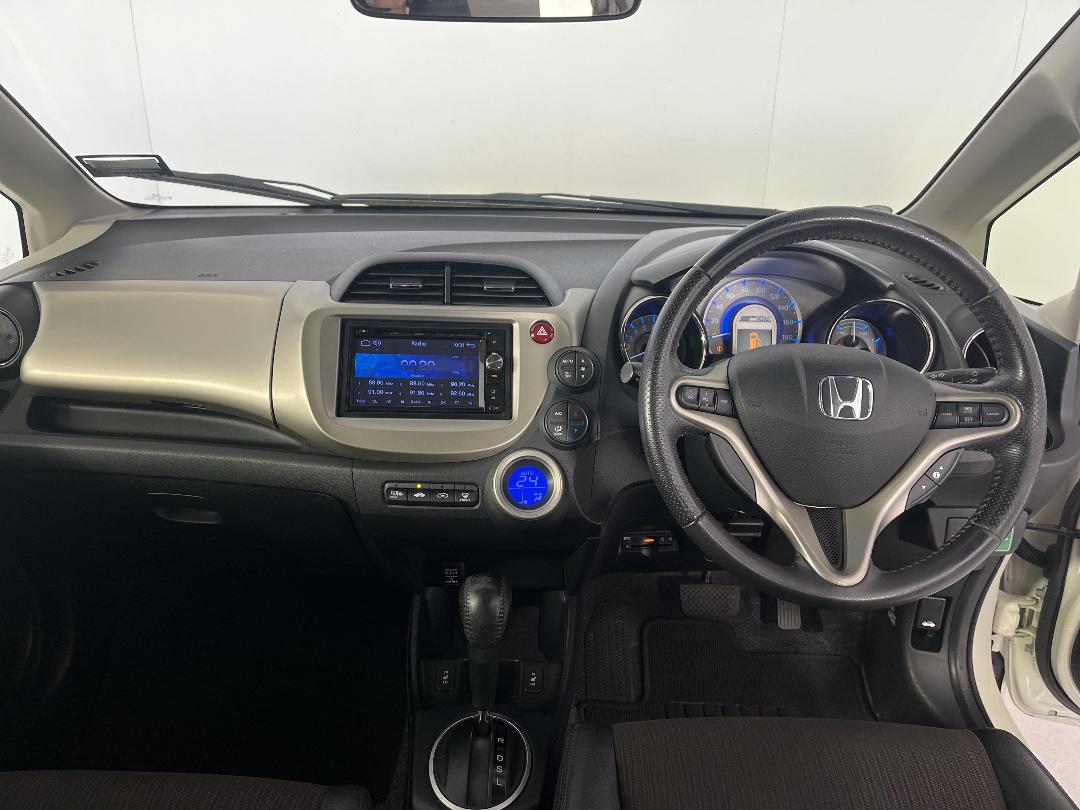 Photo '17' of Honda FIT