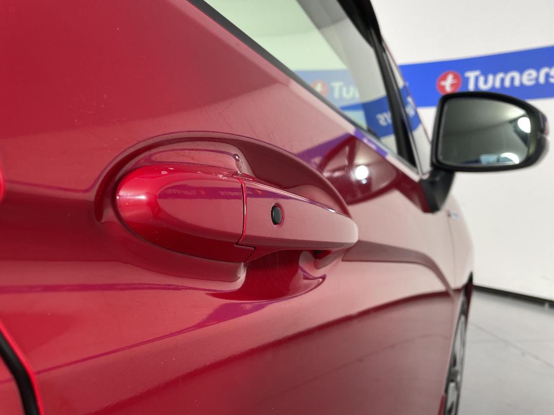 Photo '26' of Honda FIT