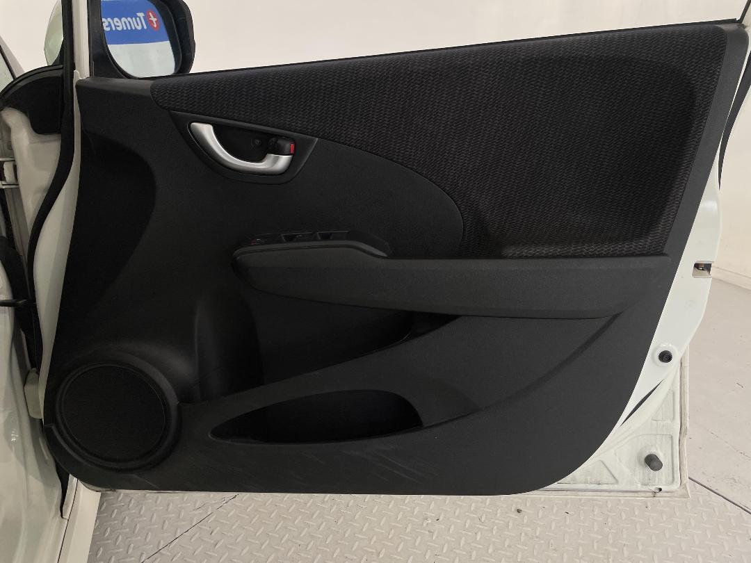 Photo '15' of Honda FIT