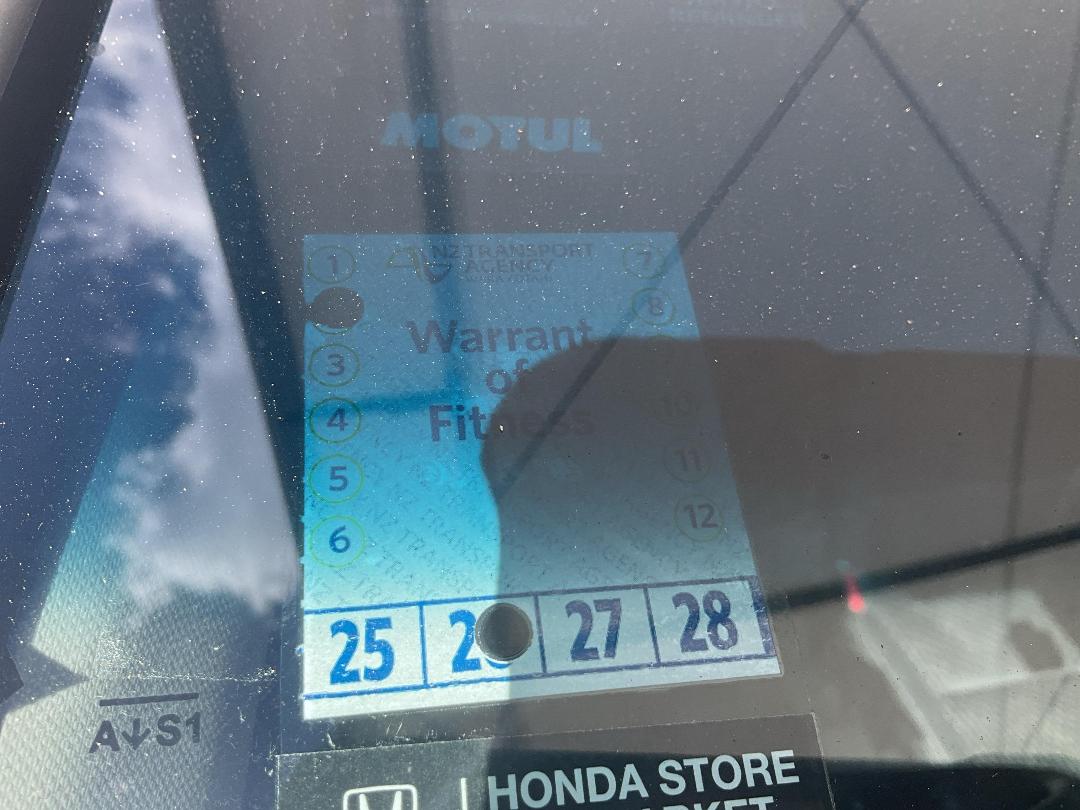 Photo '20' of Honda FIT Hybrid Photo '20' of Honda FIT Hybrid