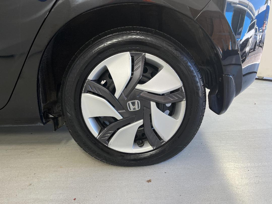 Photo '11' of Honda FIT Photo '11' of Honda FIT