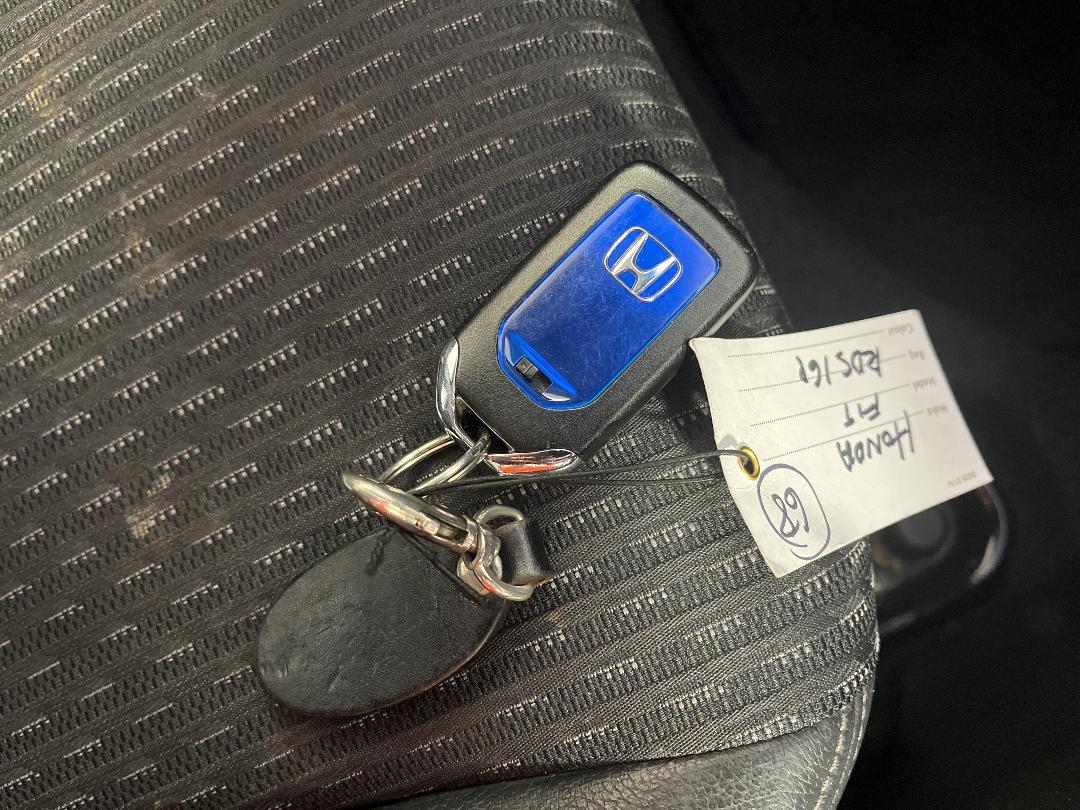 Photo '22' of Honda FIT Photo '22' of Honda FIT