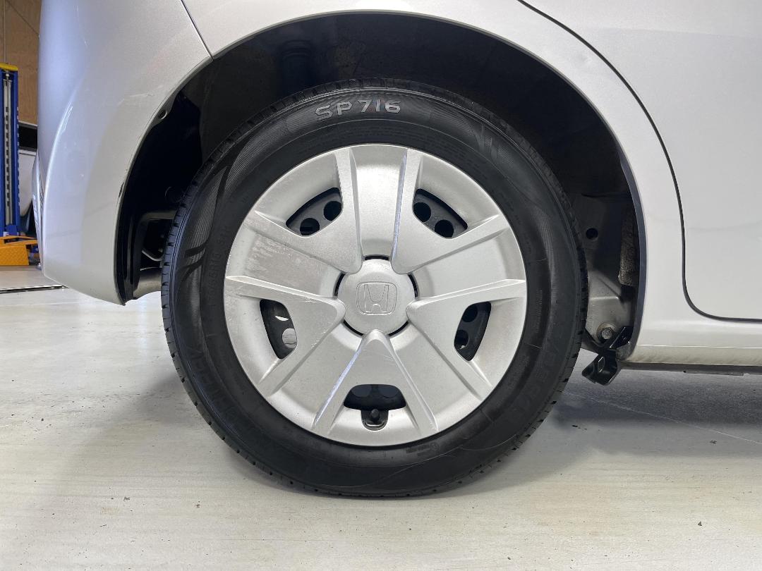 Photo '12' of Honda FIT Photo '12' of Honda FIT