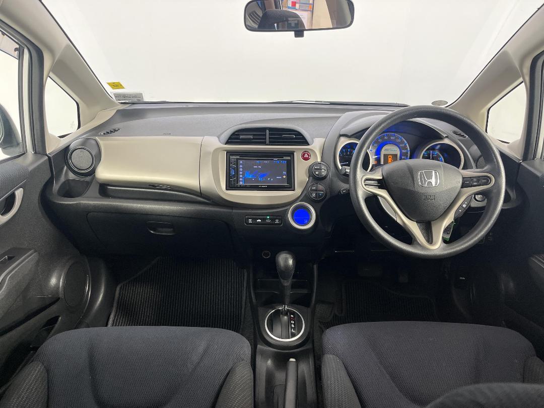 Photo '17' of Honda FIT Photo '17' of Honda FIT