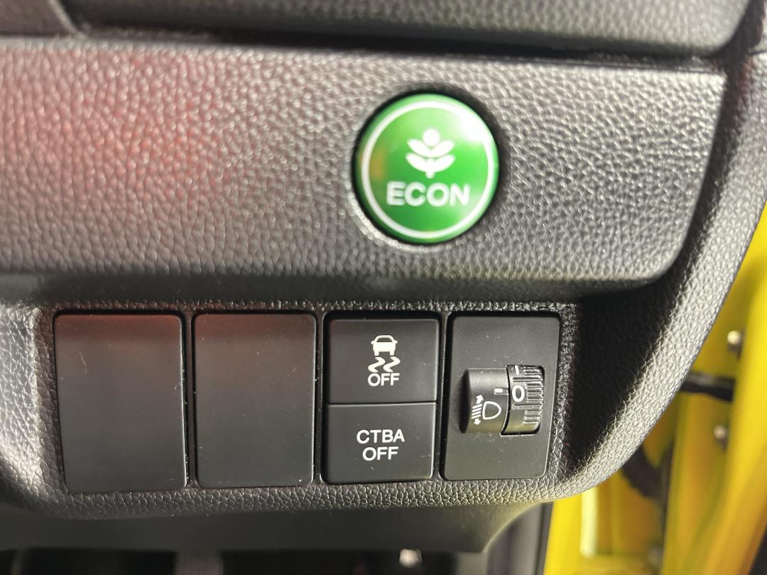 Photo '26' of Honda FIT