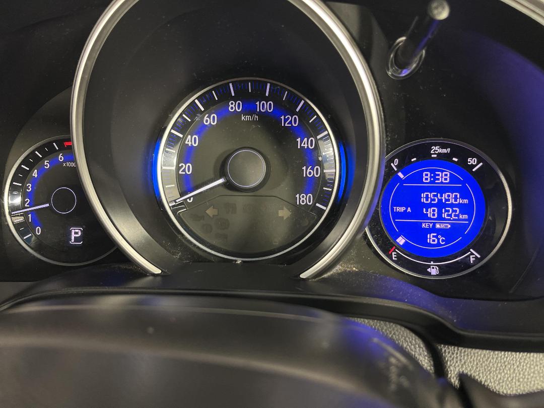 Photo '21' of Honda FIT