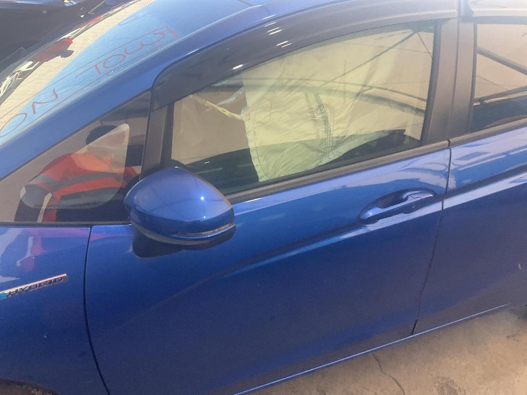 Photo '10' of Honda FIT Hybrid