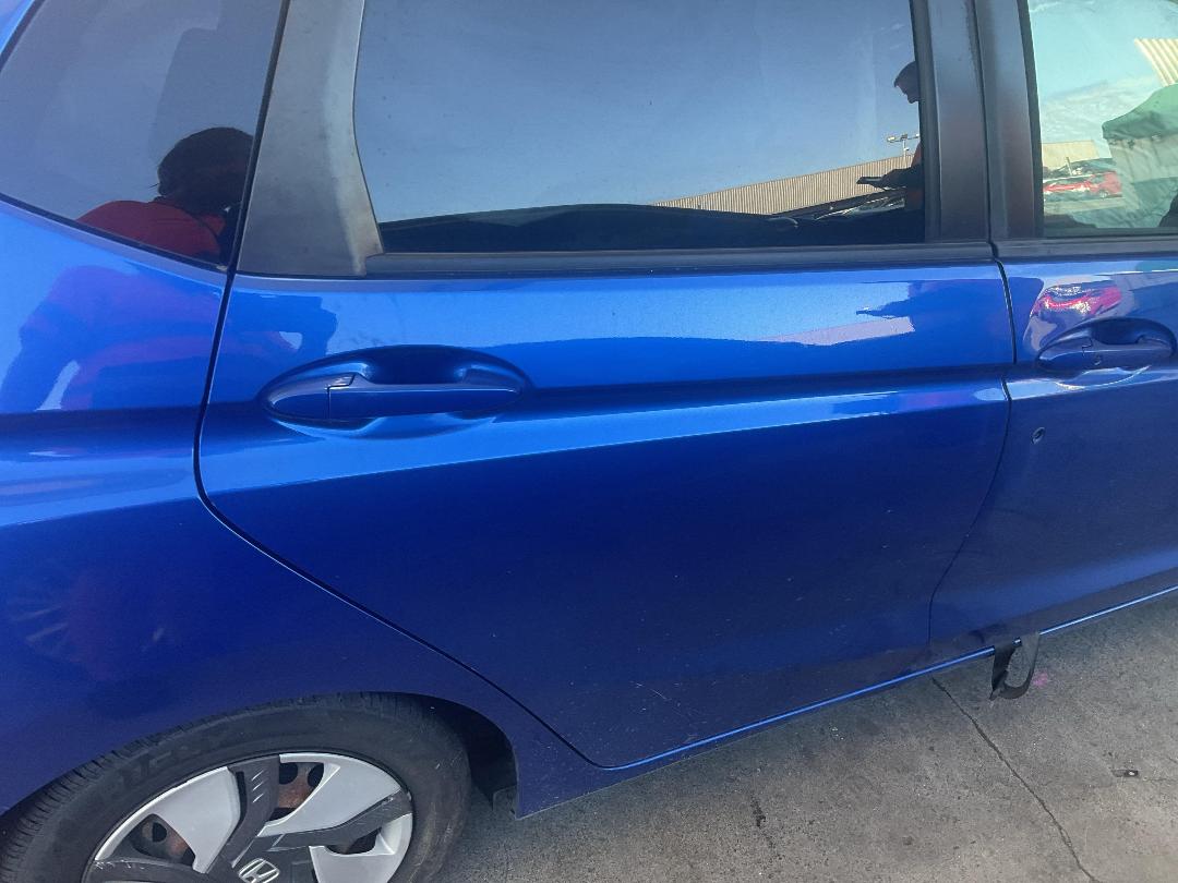 Photo '15' of Honda FIT Hybrid