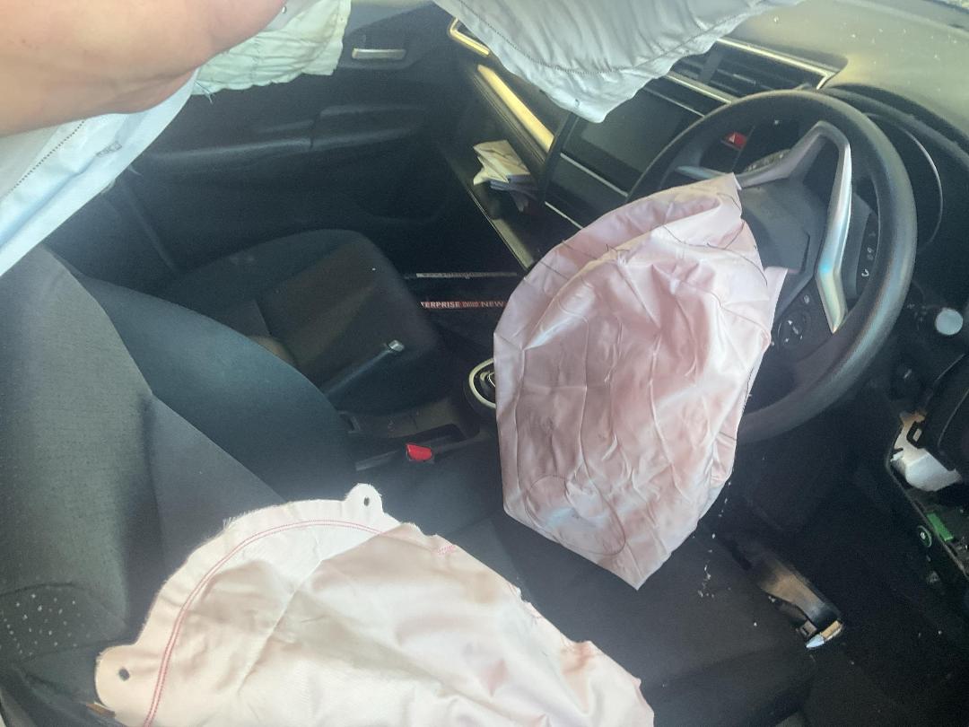 Photo '20' of Honda FIT Hybrid