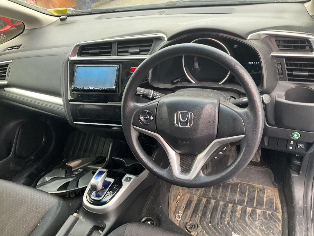 Photo '13' of Honda FIT