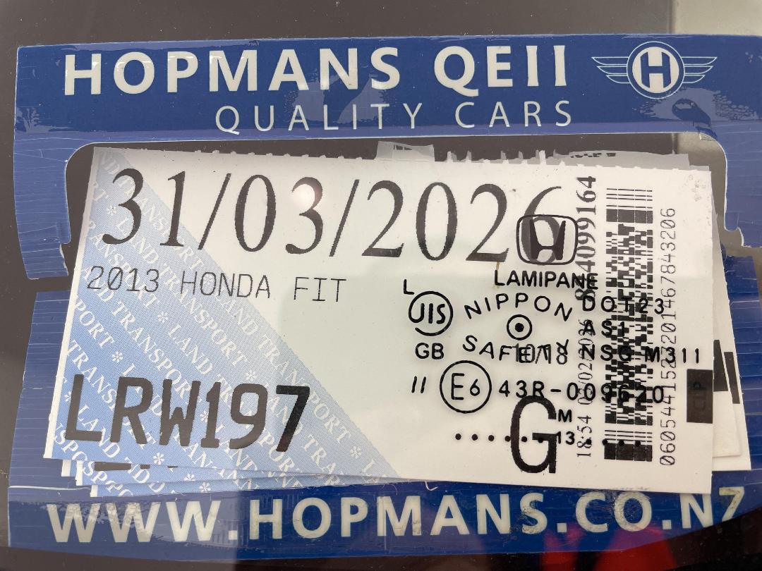 Photo '26' of Honda FIT